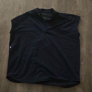 Figs women’s size S scrub top